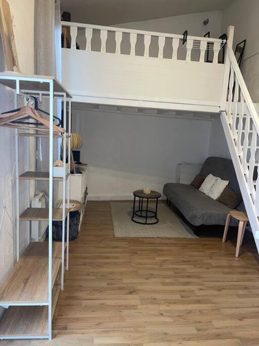 Appartement Avec Exterieur