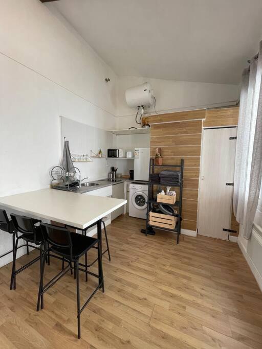 Apartment Avec Exterieur *