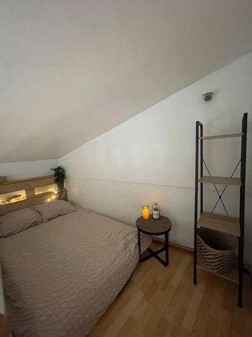 Apartment Avec Exterieur *